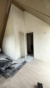 Zolder verbouwen tot slaapkamer na